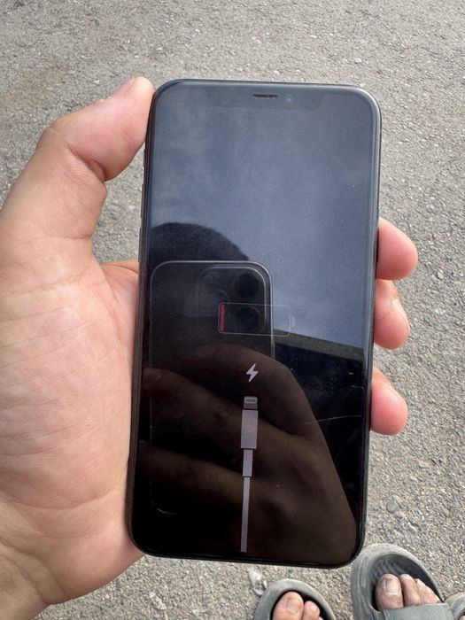 iphone 11 256gb  yomkst 71  icloudga tushgan zapchasga bervoramz