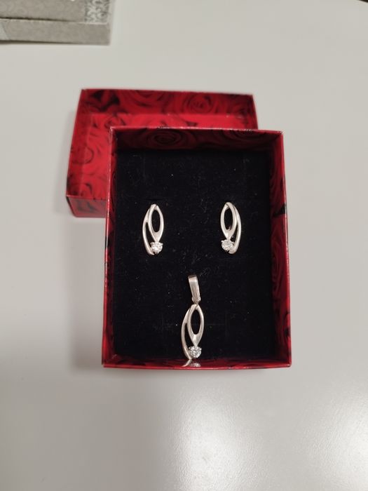 Сребърни комплекти, колие Swarovski, гривна