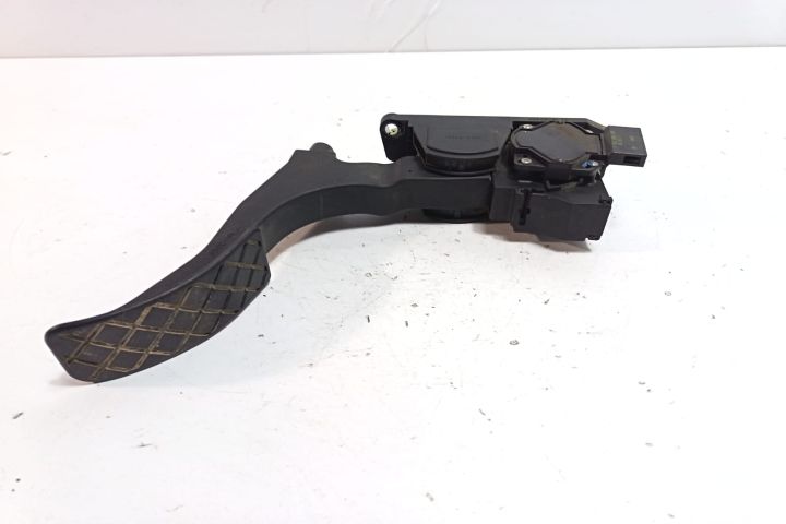 Pedala acceleratie 6Q1721503D Skoda Fabia 6Y