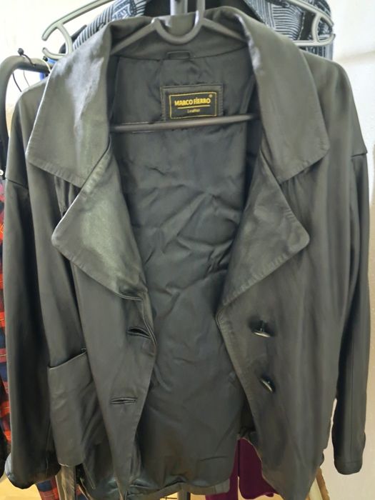 Куртка кожаная продается