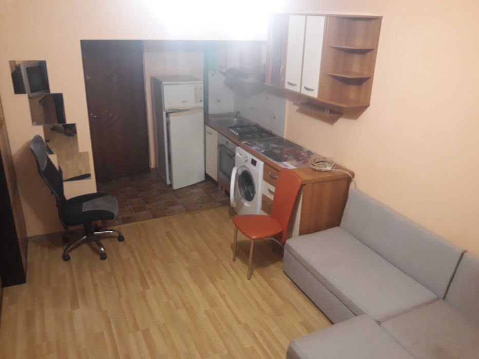 3 garsoniere pt inchiriere zona Cet