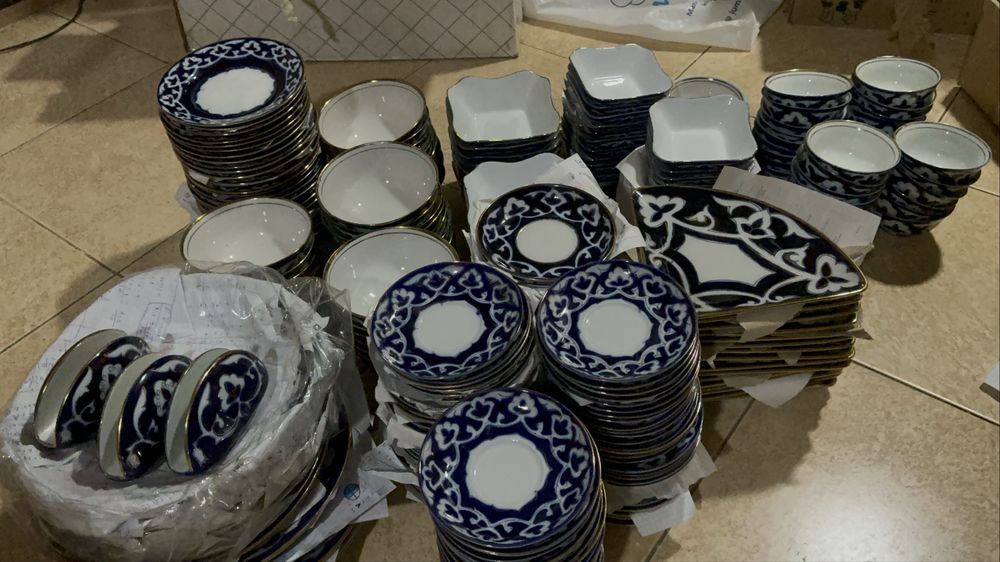 Чинни пахтагулли идишлар