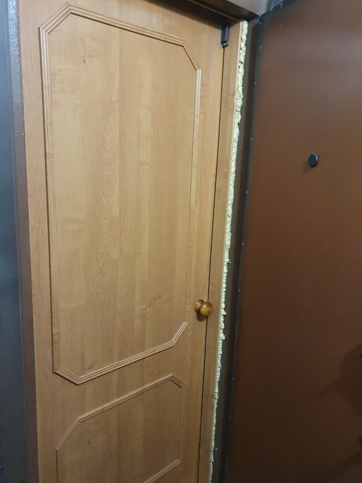 Продам межкомнатные двери