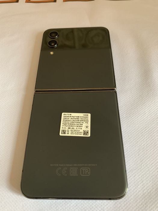 Новый galaxy z filp 4