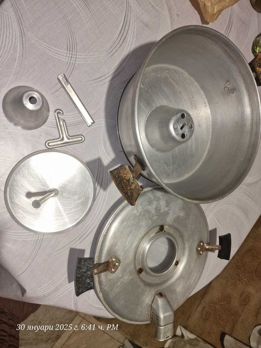 Стара електрическа тенджера