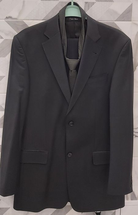 Продаётся мужской костюм