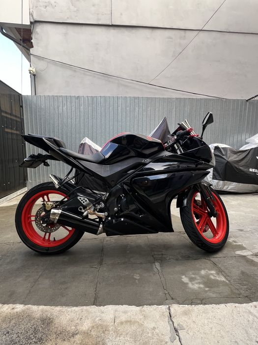 Yamaha YZF R125