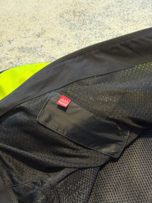 BMW Бронирано Яке За Мотор | AIRSHELL