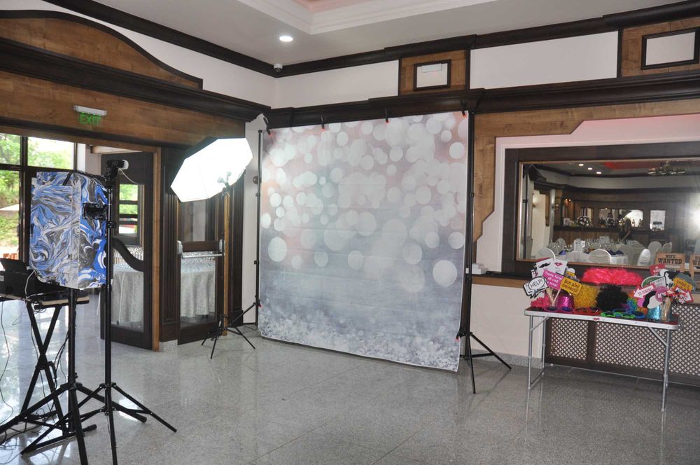 Kit sustinere fundal + lumini, ideal cabina foto sau sedinte foto