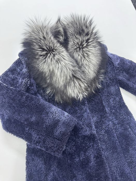 Шуба натуралка с песцовым воротником