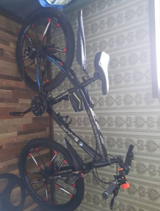Велосипед бмв почти новый