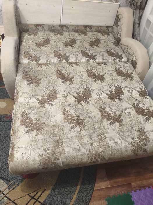 Продам два дивана по 12000