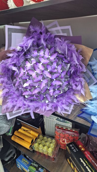 Букет из бабочек и шарик.. игрушки вариант ест buketlar  shar.oyinchoq