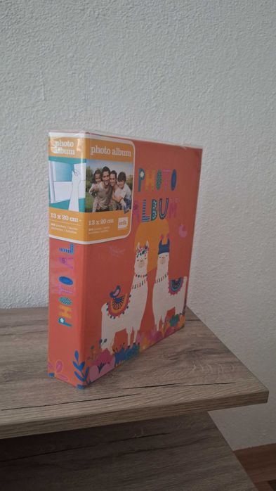 Фото албум за снимки Лама - Grupo Erik