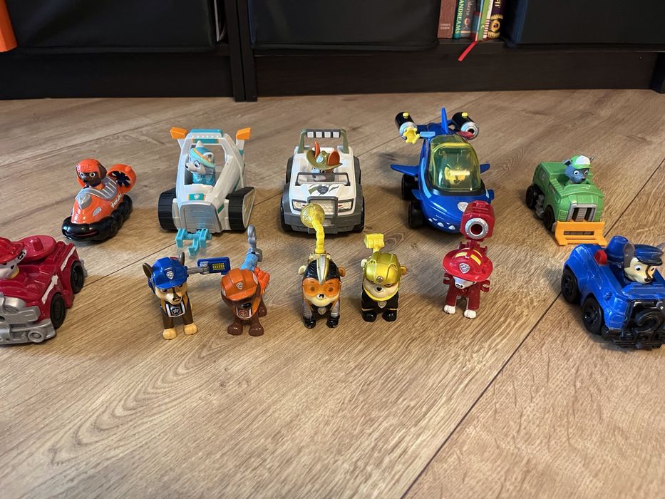 Set  Paw Patrol original - colectie vehicule + figurine