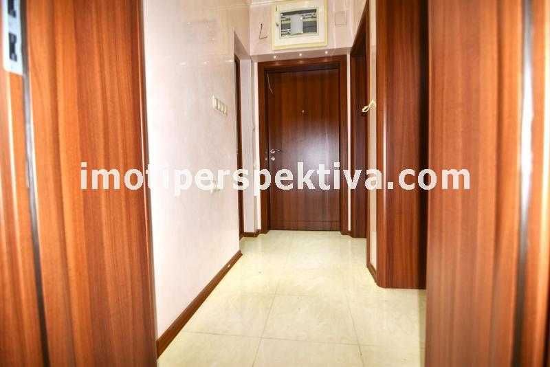 Продава се Тристаен апартамент в Пловдив, Център - 145 кв.м за 876 €/кв.м - Снимка #12