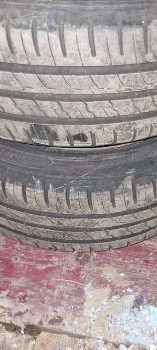 Set 4 anvelope de vară (plus jante) Barum 185/60 R15
