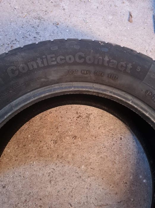 Vand cauciucuri de masina la 400roni/1200roni