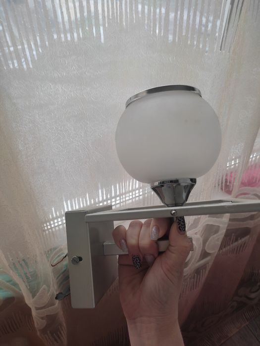 Продам светильники