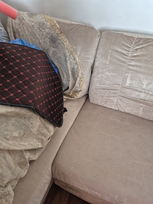 Продам диван,угловой