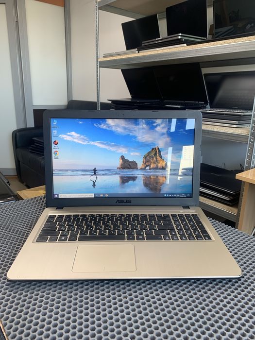 Ноутбук Asus x540. Ssd 120gb.