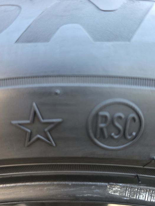 Vand  patru anvelope de iarna pirelli 265 50 19 dot 4524