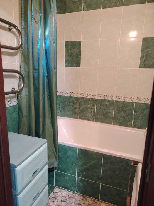 Продам однокомнатную квартиру на 1/9 39кв.ул.На.им.Славского 54