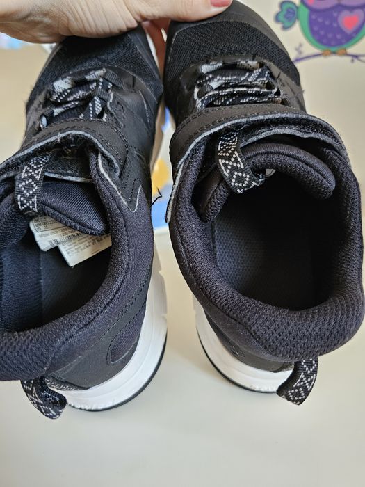 Adidas Newfeel marime 35 interior 21.6