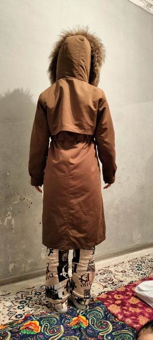 Парка бу почти новая