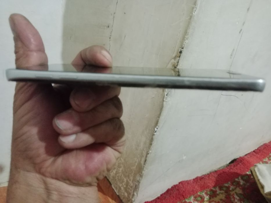 Samsung galaxy note 5 vxoroshem sostaeani