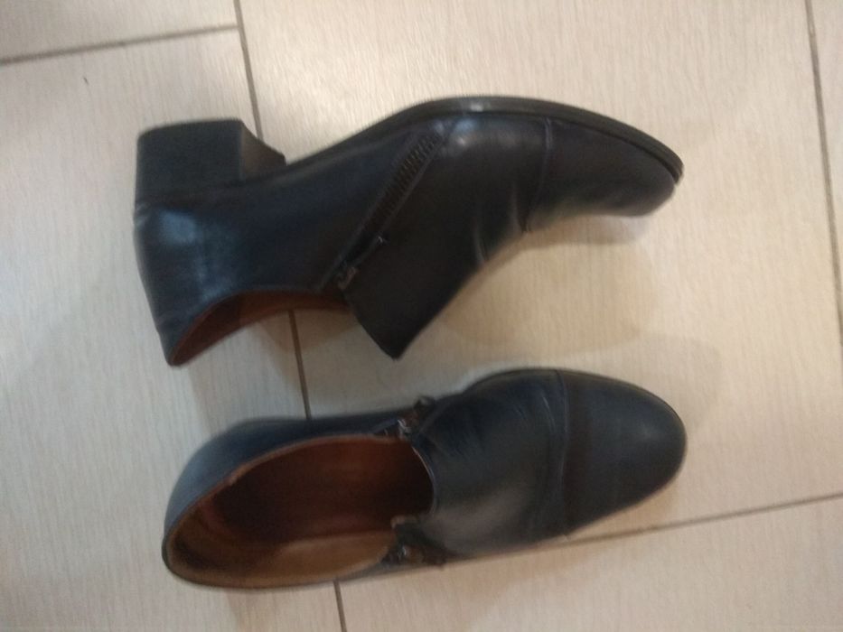 Дамски боти и обувки 39 номер