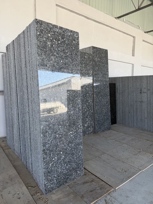 Granit optom narxda fasad sokol  uchun. Angola black, labradarit, tanb