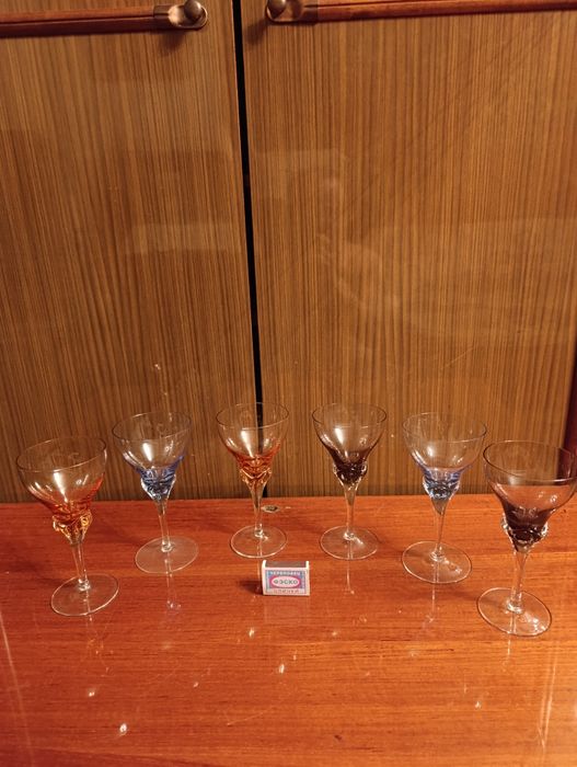 Фужеры,,Богемское стекло"Чехословакия.595 000 сум.