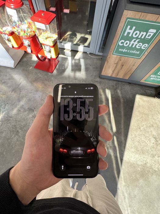 Продам iphone 13
