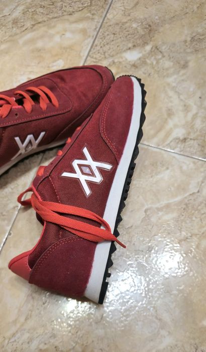 Нови дамски маратонки