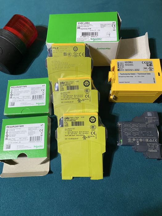 Set Releu safety  relee temporizare lamp cupla Bender Pilz Schneider