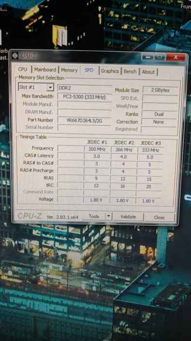 PC complet cu SSD nou 480GB + 2 HDD-uri de 500 GB – Xeon, 8GB RAM