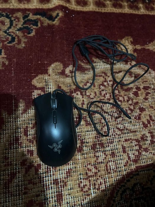 Игровая мышь Razer DeathAdder Essential.