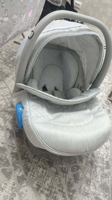 Продам автолюльку