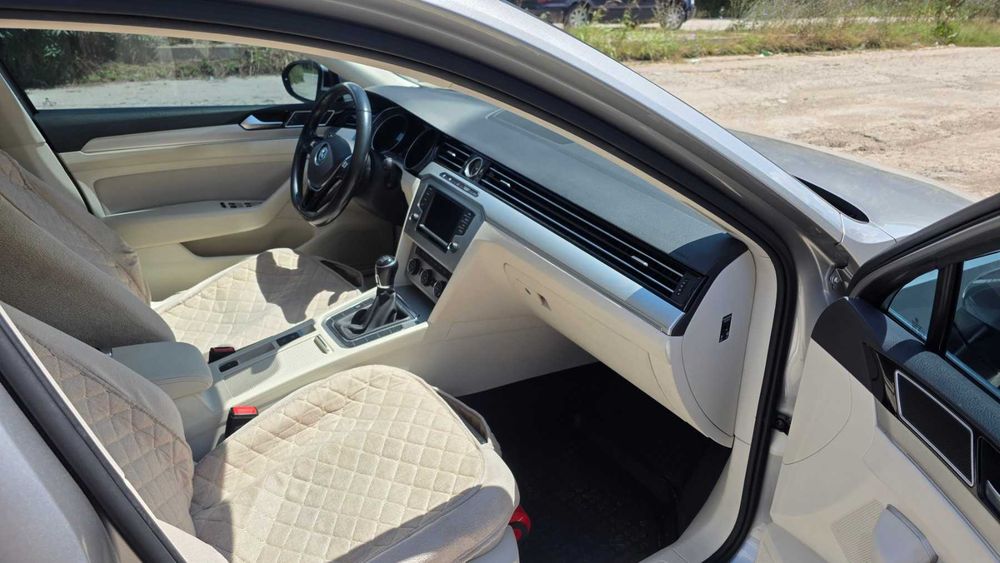 Продавам VW Passat B8, 2015 г., 2000 куб,, 150 коня