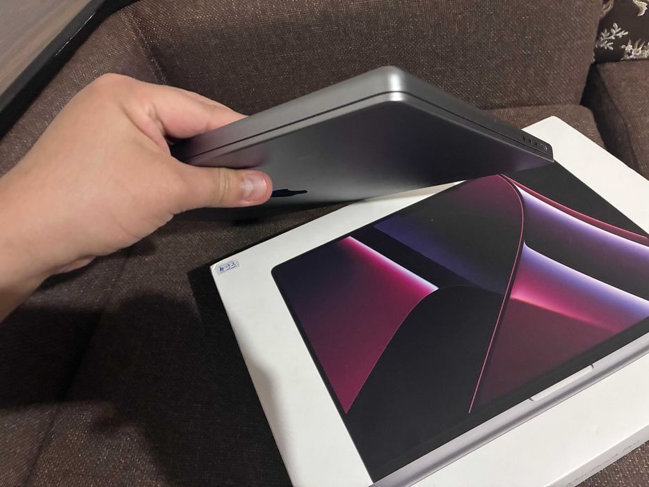 Macbook Pro 16 M2PRO 1TB space gray