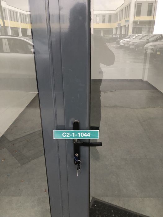 Сергили индехс борда дукон сотилади 19 м2 гайини олдида