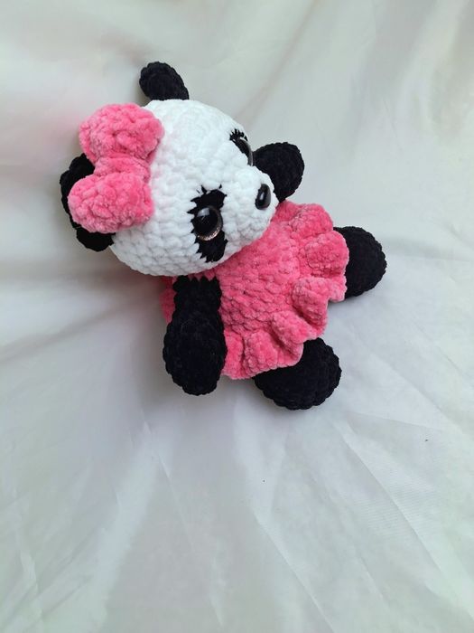 Сладурска панда плетена на една кука