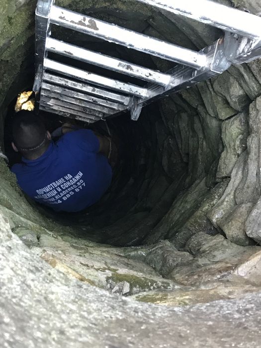 Почистване на сондажи и кладенци