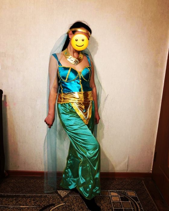 Швея на дому, надомница