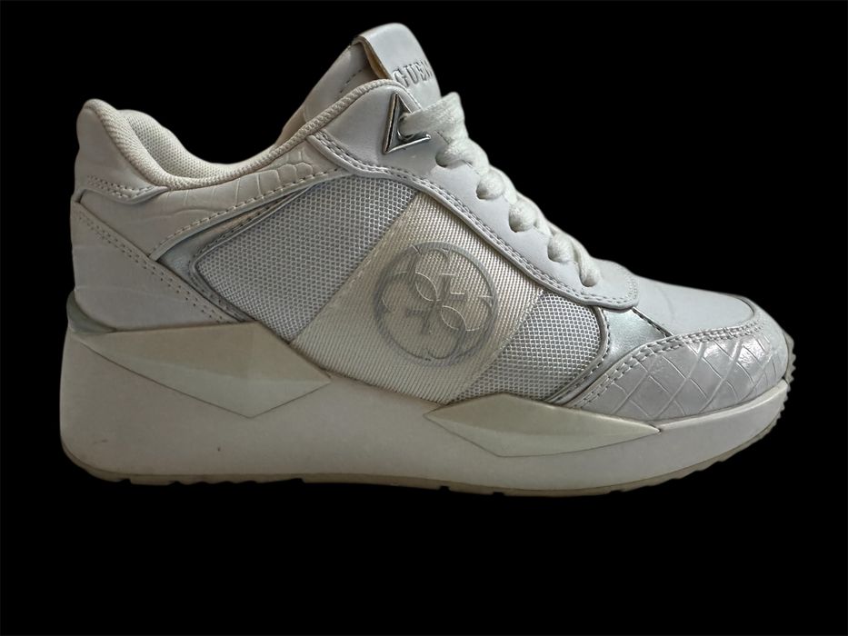 Дамски оригинални сникърси/мартонки/кецове GUESS