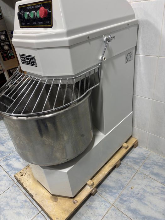 elektropechka xamir aralashtirgich