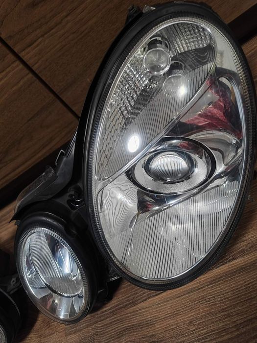 Фарове за Мерцедес W211 Е класа.Рециклирани и рециклаж на други модели