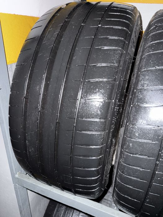 Шины Michelin 245/40/18 3шт.