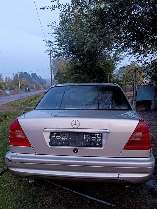 Mercedes Benz W202